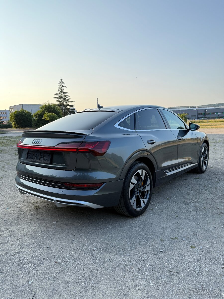 Audi e-tron 50 quattro S line Sportback