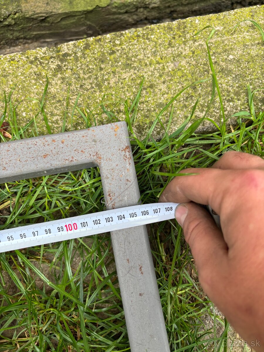 Hrazdu nad postel - 4