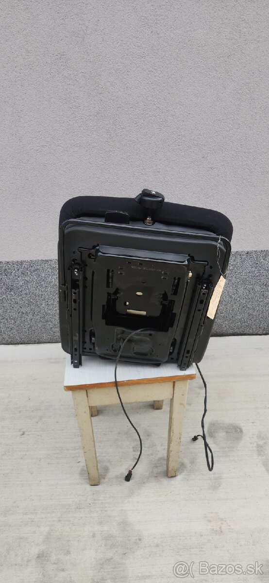 Sedačka na Stavebný stroj - 4