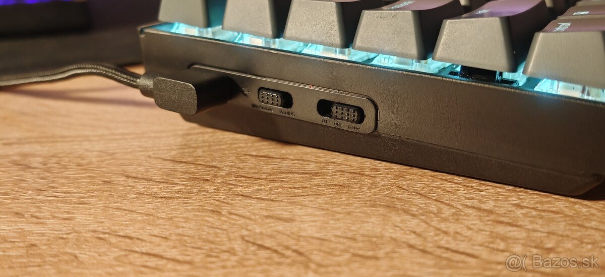 Keychron K8 Wireless - 4