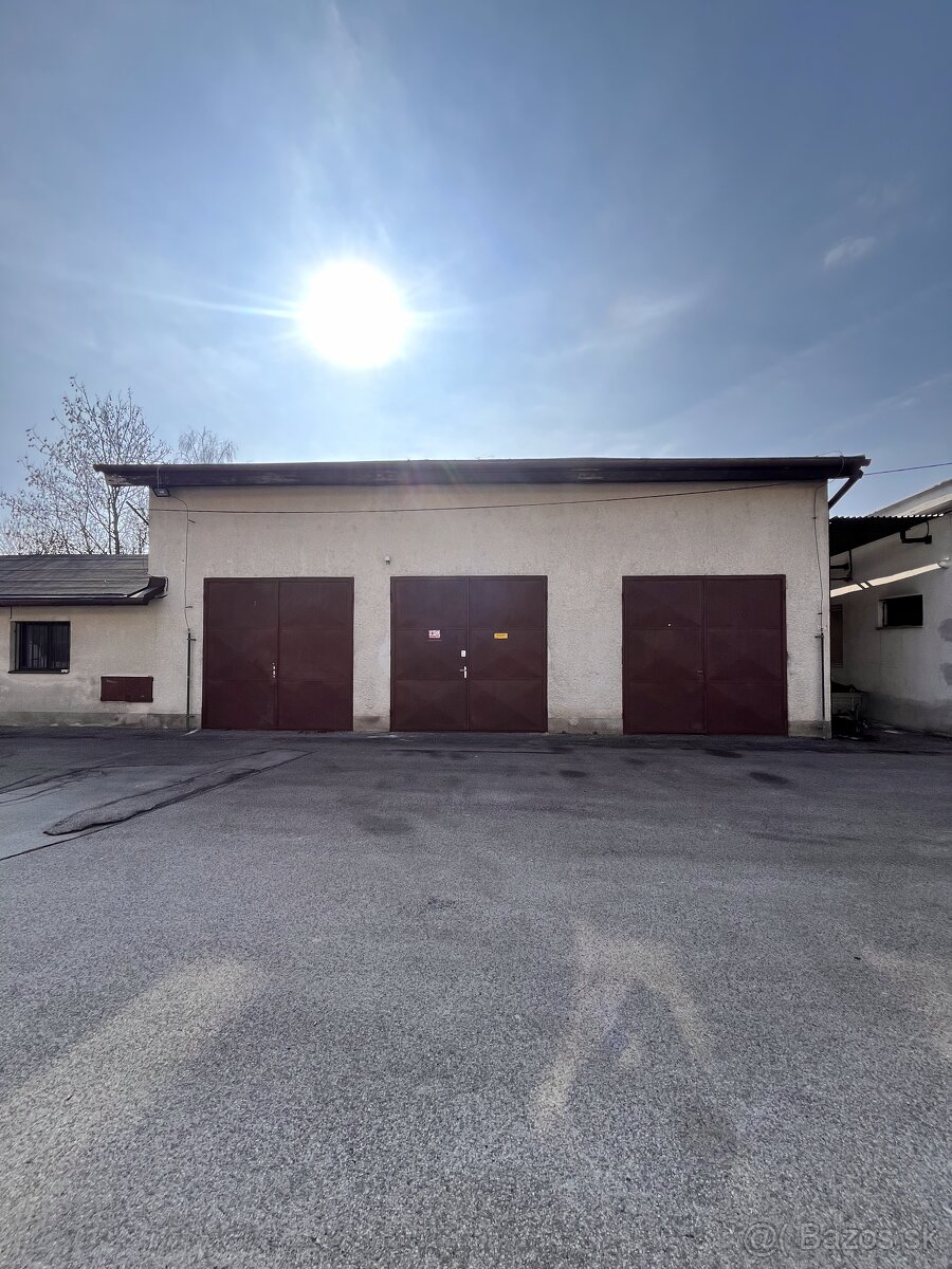 Administratívna budova - Prenájom - 4