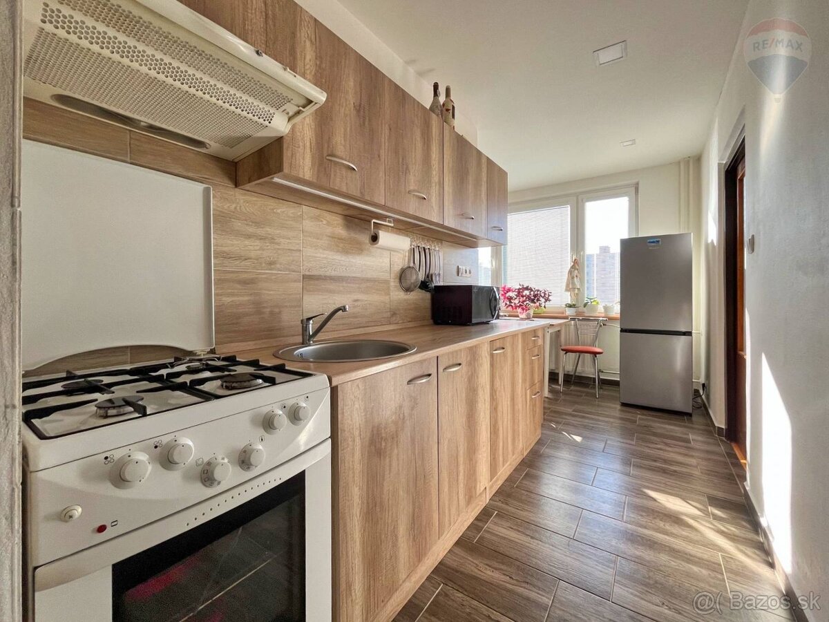 PREDAJ veľkometrážny 3- izb. byt sídlisko SEVER Prievidza - 4