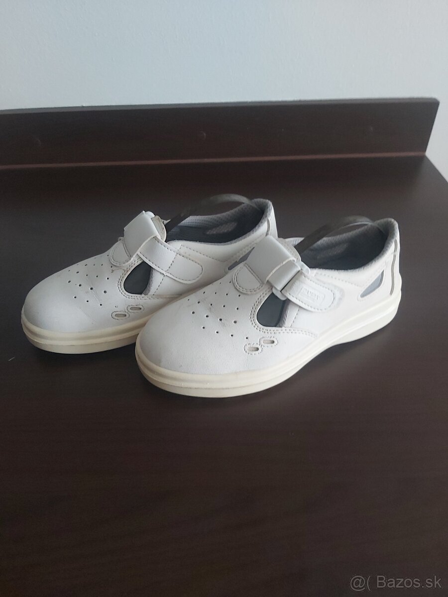 Pracovné sandále č.38 Lybra a šĺapky Reserved - 4