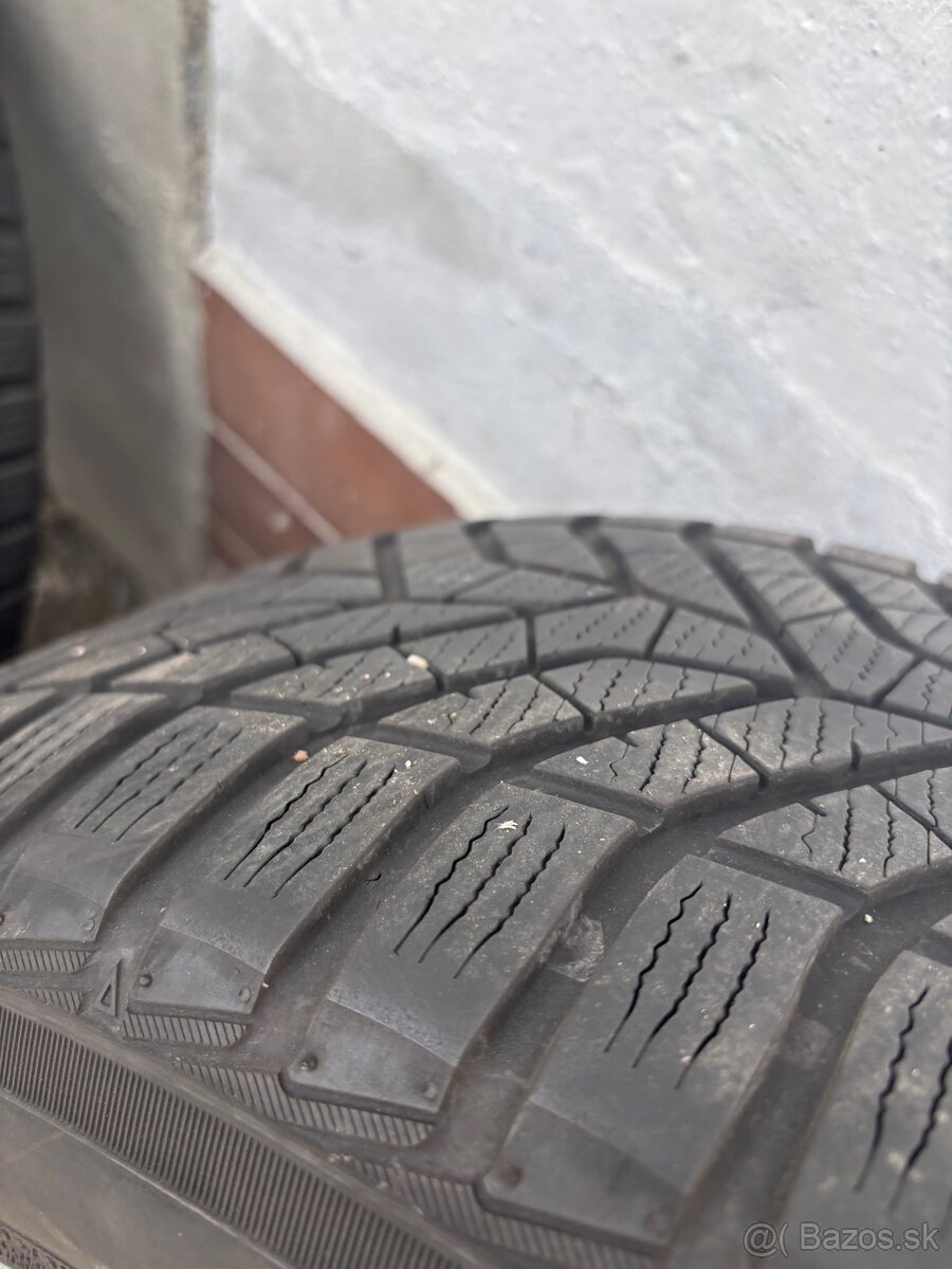 Zimná sada 5x112 245/45 r19 -z Mercedesu E All terrain - 4