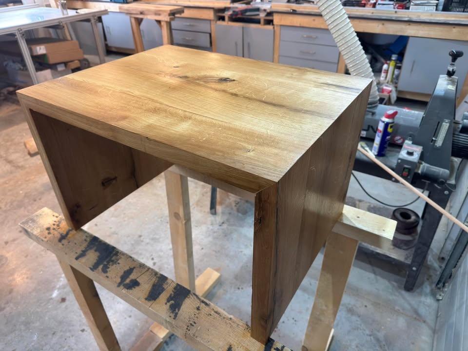 konferenčný stolík z masívu-DUB - 4