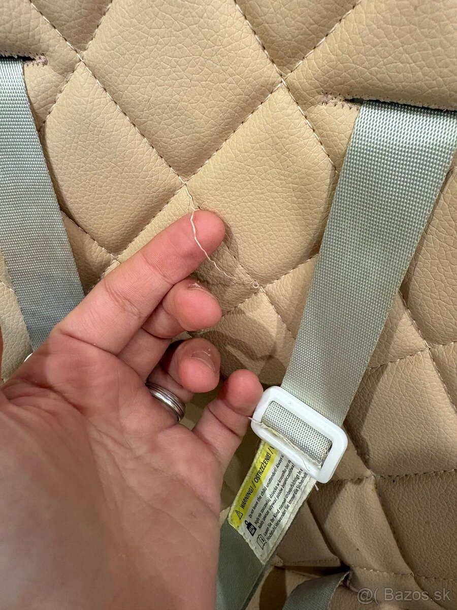 Jedálenská stolička - 4