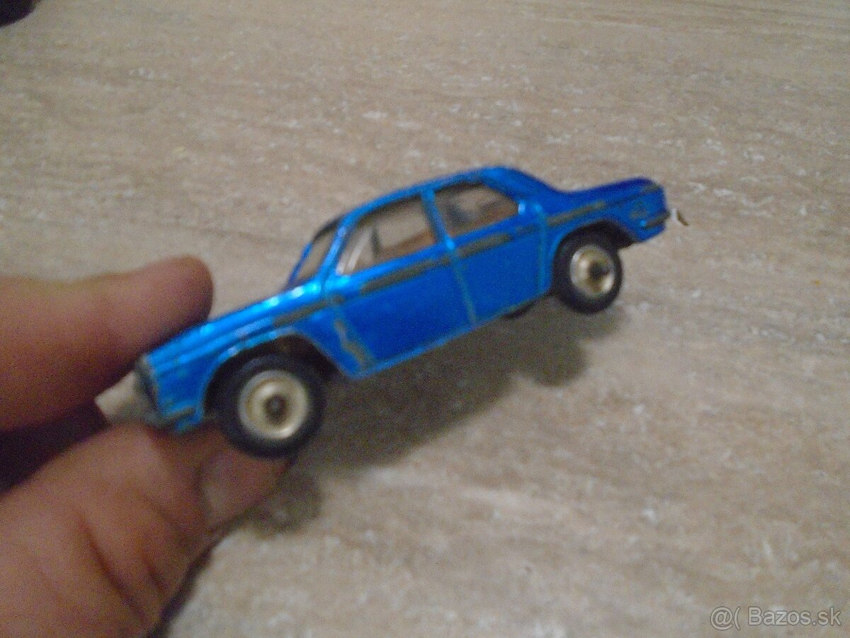 Stará Hračka Volha 24 USSR - 4