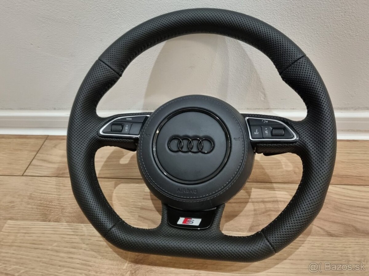 AUDI RS PERFOROVANY ZREZANY VOLANT MULTIFUNKCNY - 4