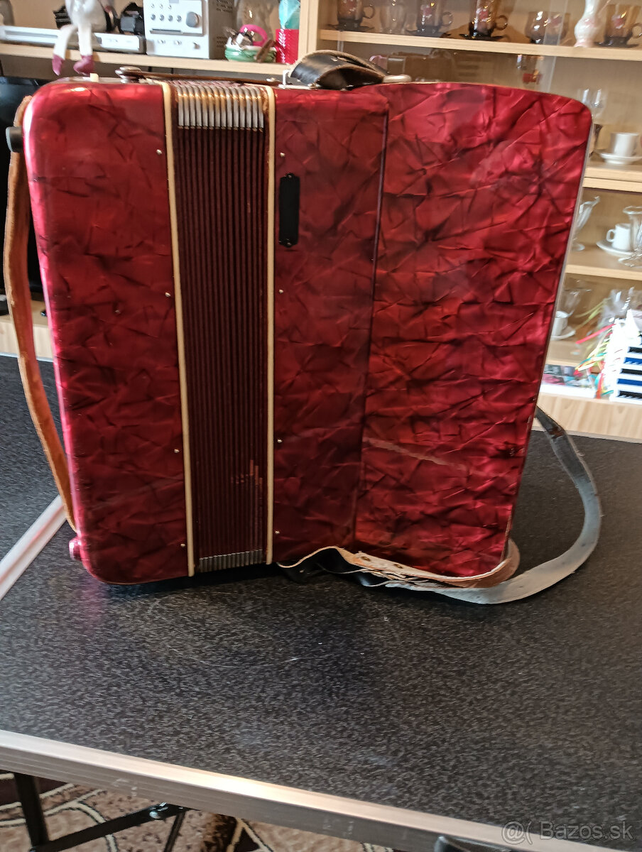 akordeón 48 basový - 4