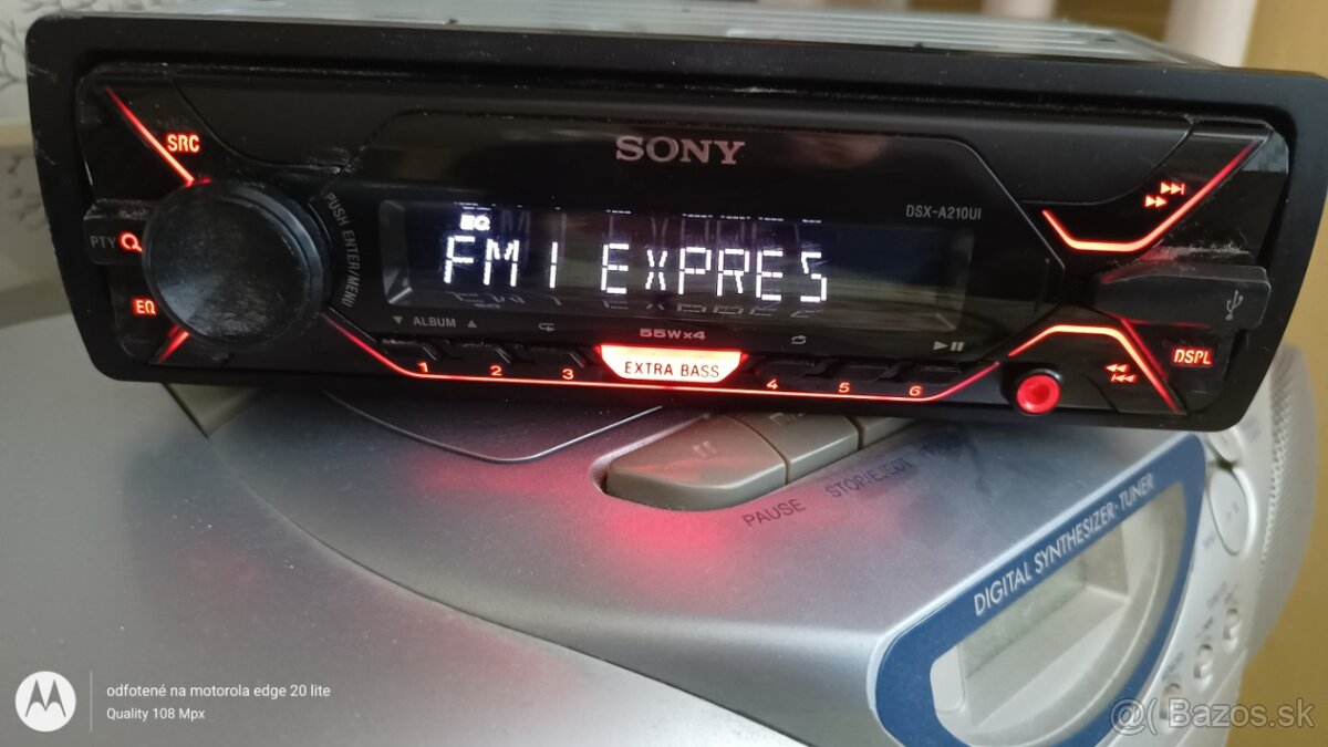 Predám autorádio Sony DSX-A210UI - 4