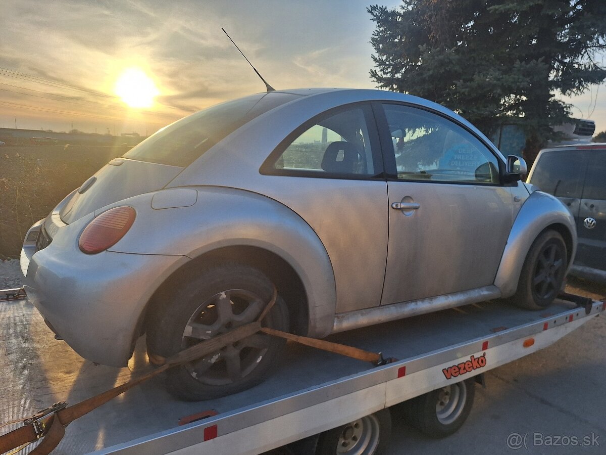 Vw New beetle 2.0 8v - 4