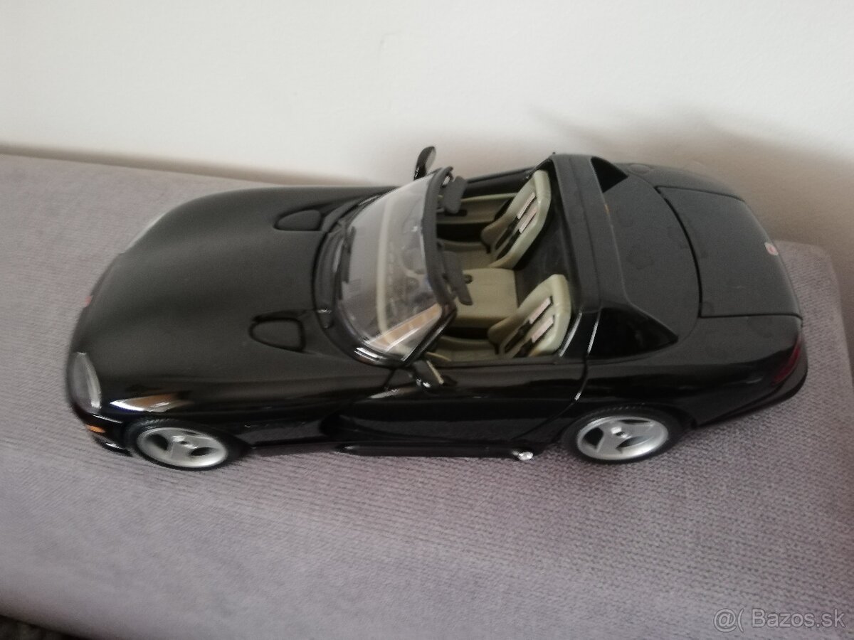 1:18 DODGE Viper Bburago - 4