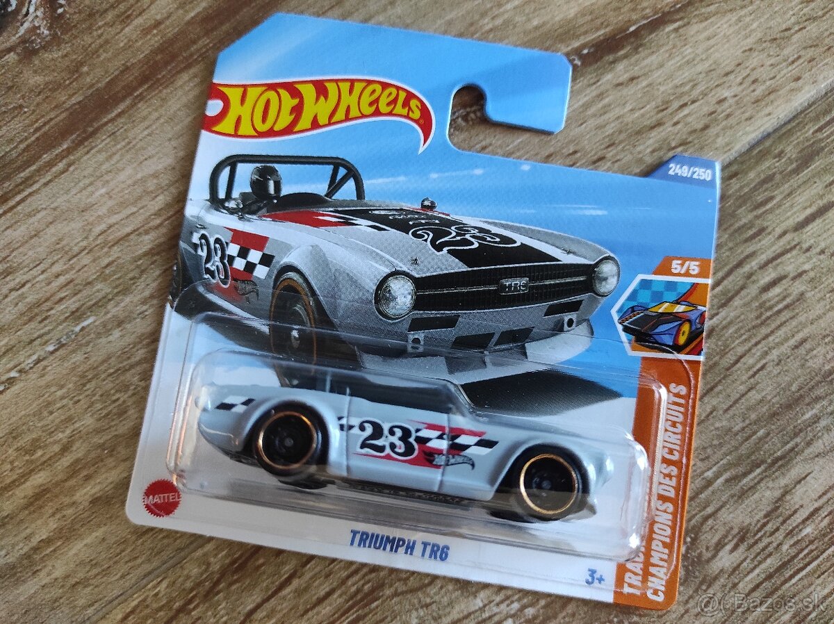 HOT WHEELS - TH - Triumph TR6 - 4