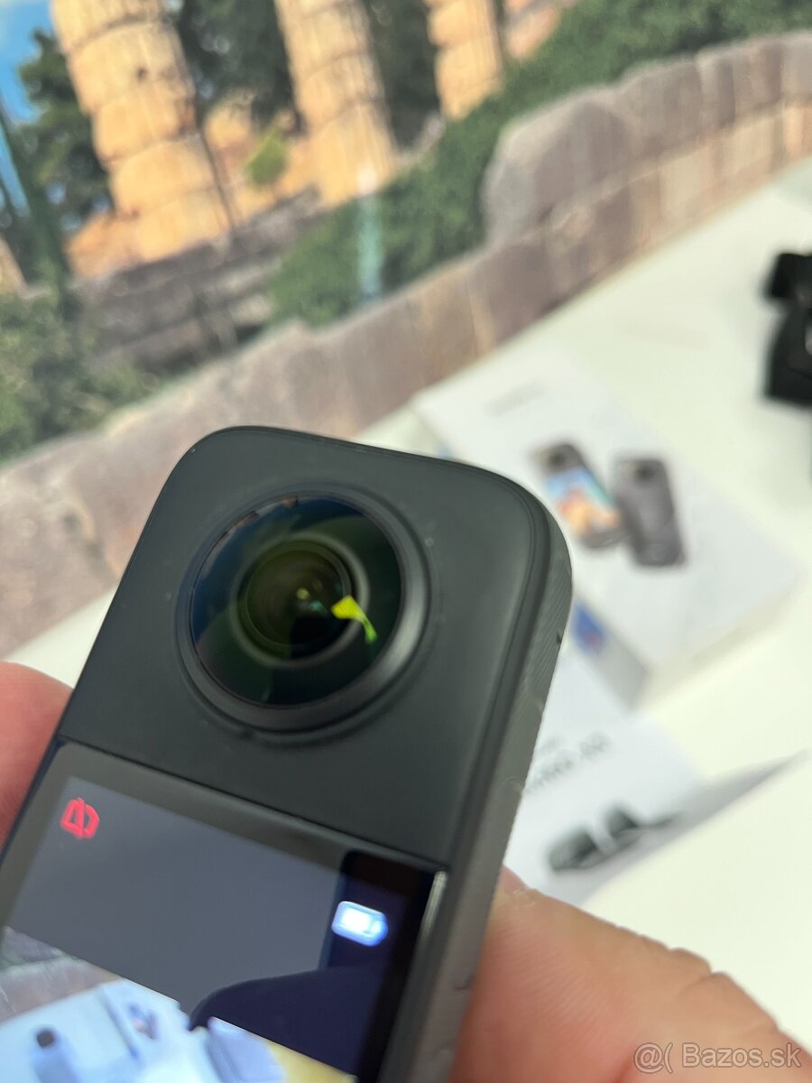 Akčná kamera Insta360 X3 s príslušenstvom - 4