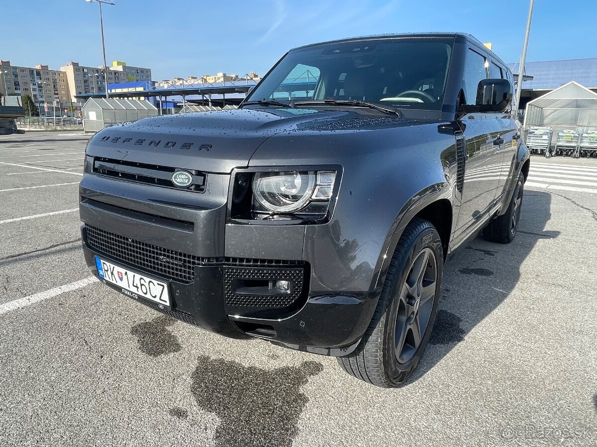 Land Rover Defender 110 3.0D I6 D300 MHEV X-Dynamic SE A/T A