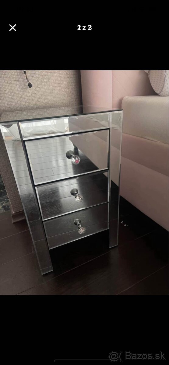 ZrkadlovA komoda - 4