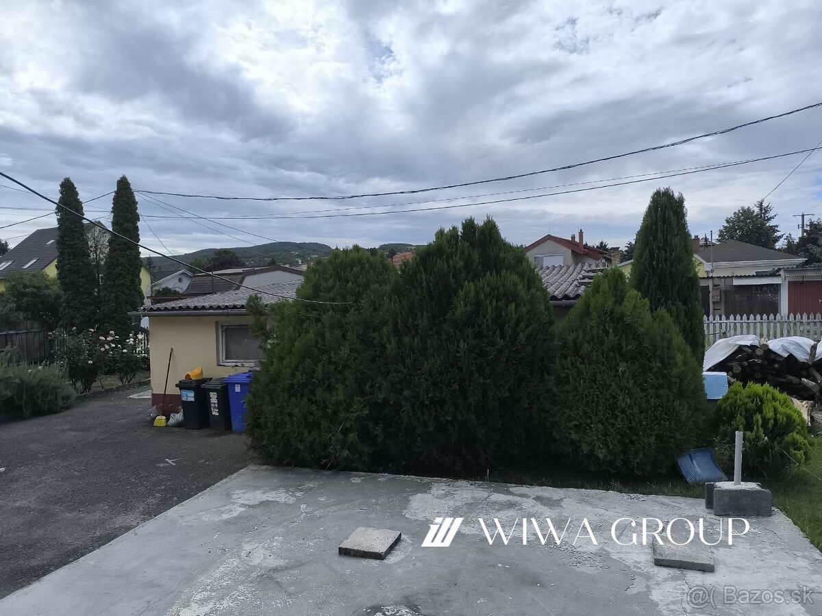 Na predaj priestranný rodinný dom v Ostrihome - 4