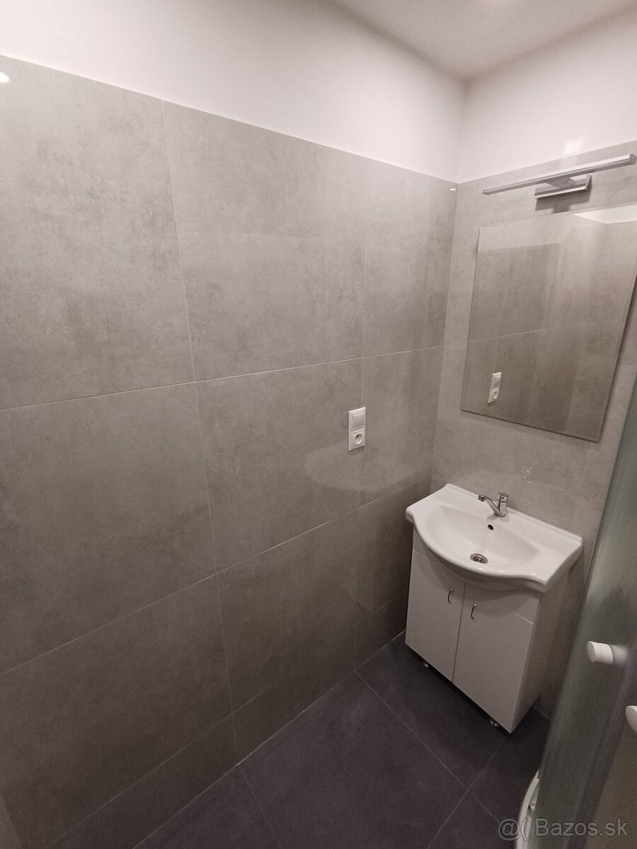 1-izbový slnečný byt na Vlčincoch - 4