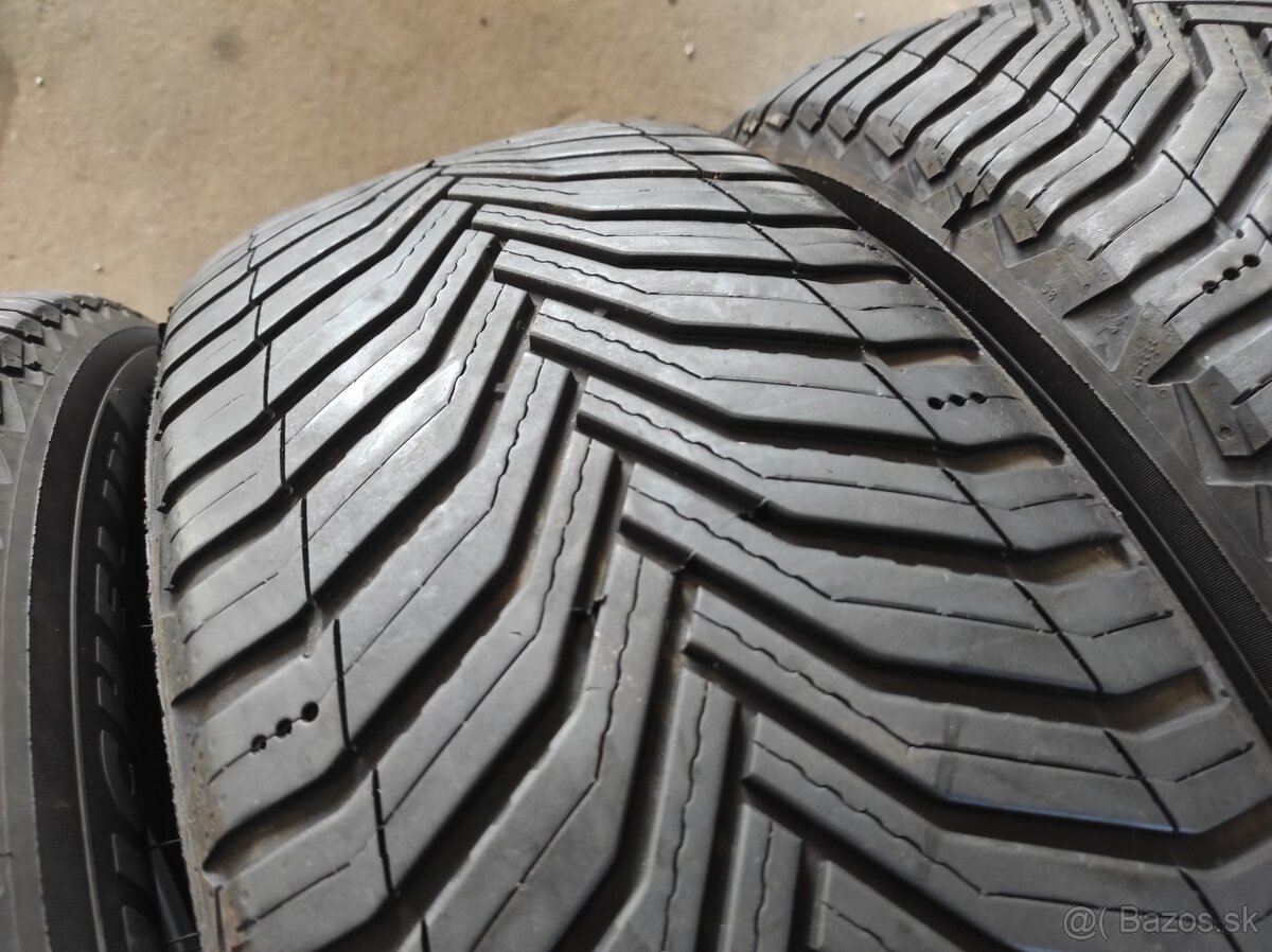 Celoročné pneumatiky 235/55 R18 Michelin 4ks - 4