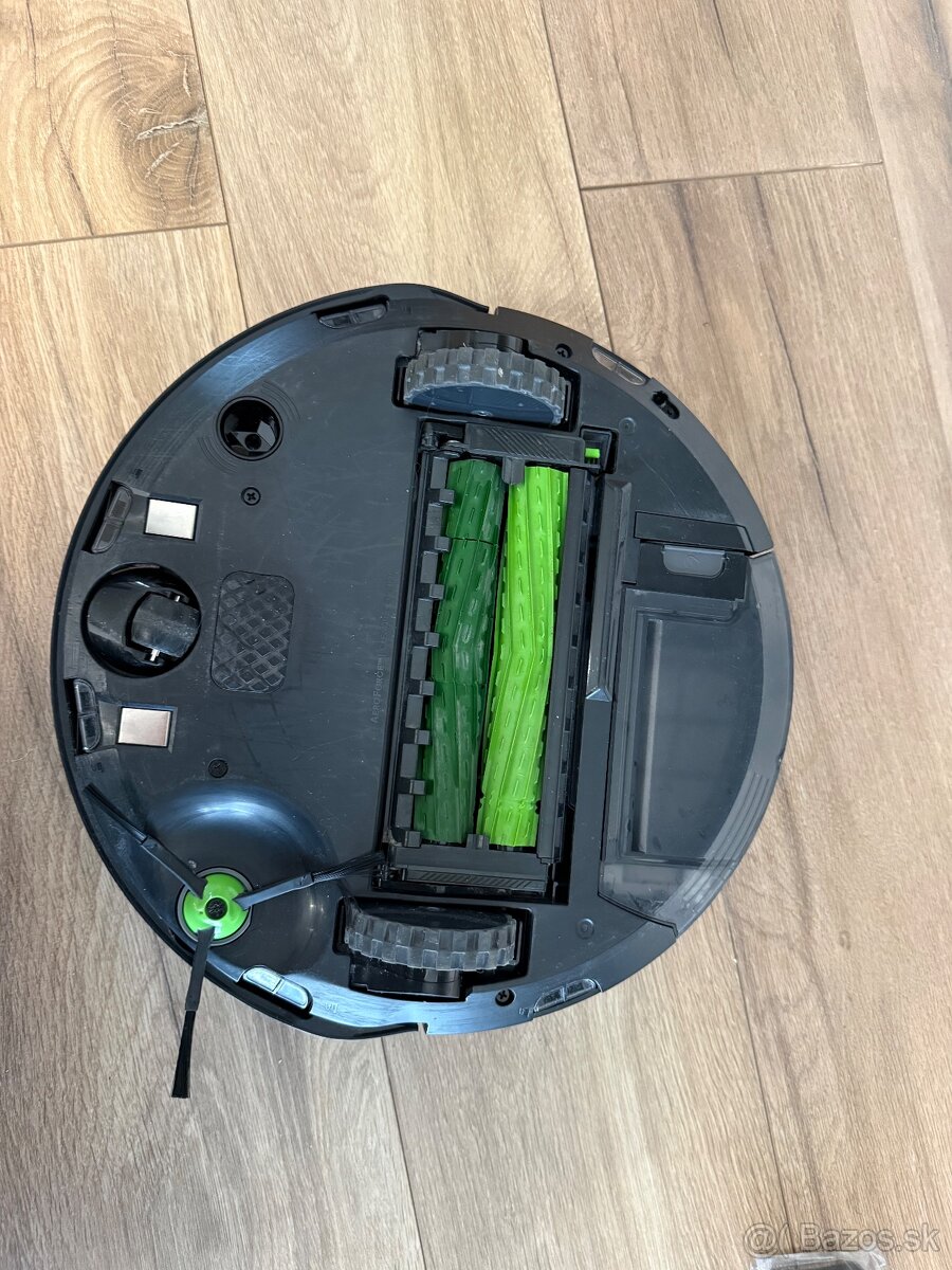 Roomba j7 - 4