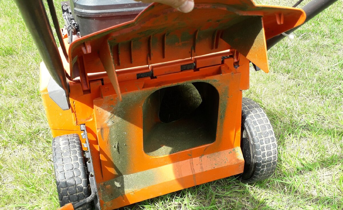 HUSQVARNA Royal 43 S - švédska kosačka. - 4