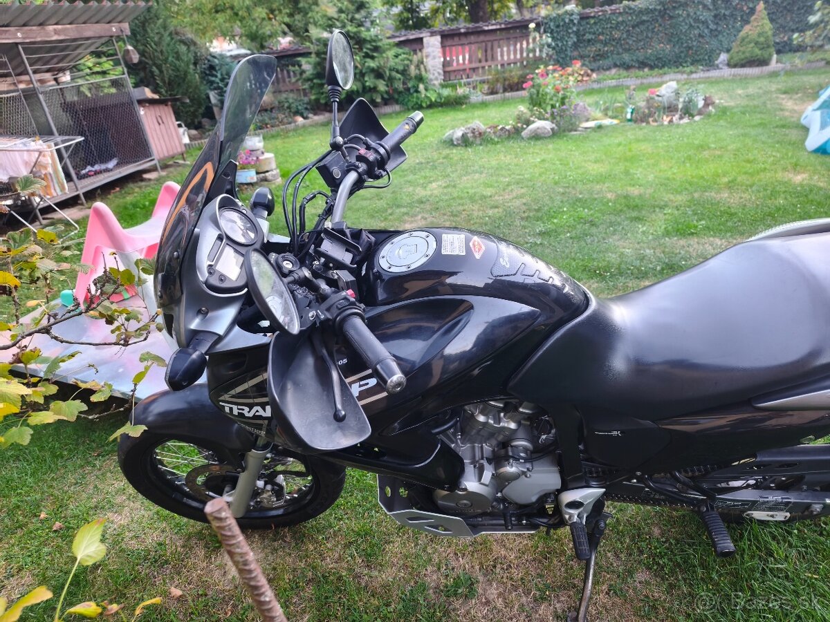 Honda Transalp 700 - 4