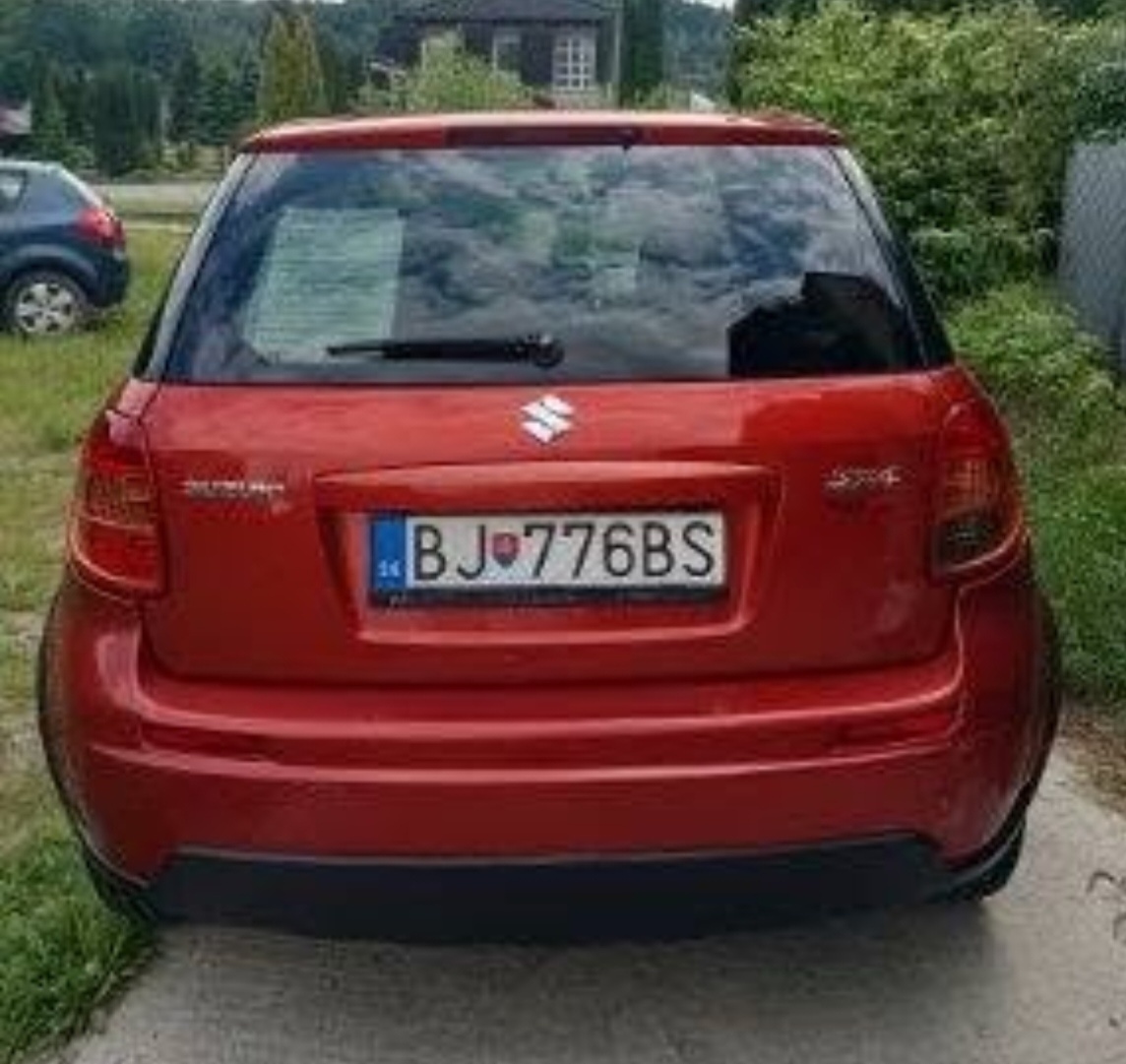 Suzuki SX4 - 4