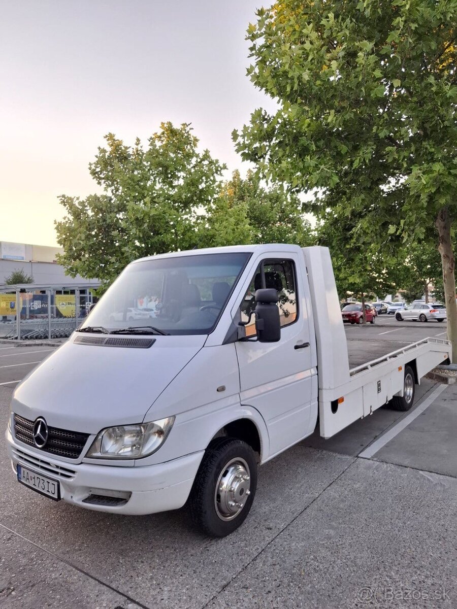 Predam Mercedes-Benz odťahove vozidlo - 4