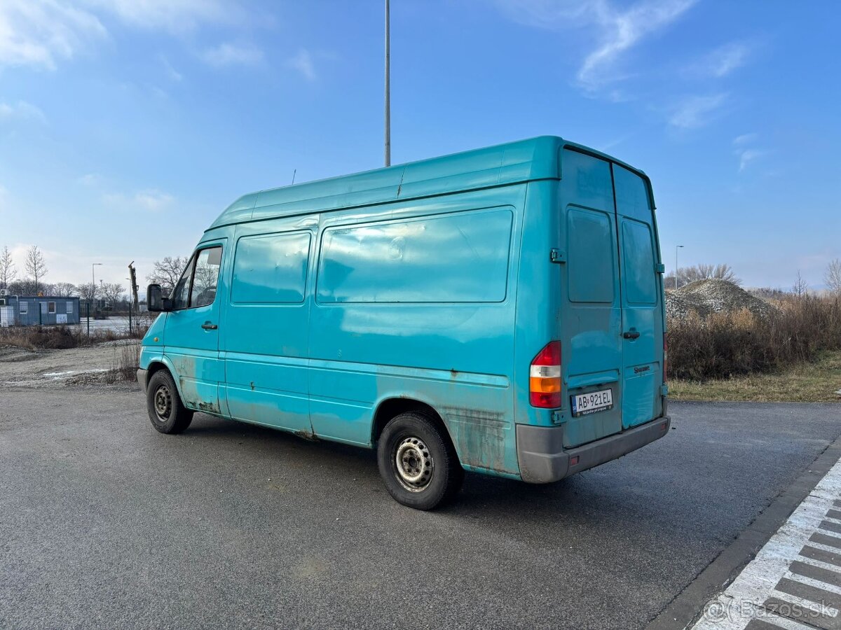 Mercedes sprinter - 4