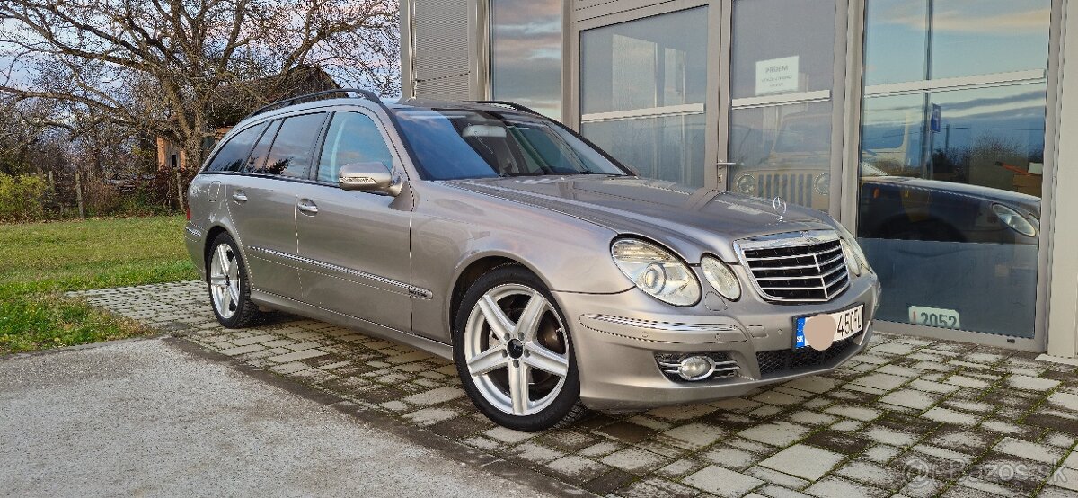 -REZERVE-Škoda Octavia Combi II FACE 1.6 TDi 4x4 Elegance - 4