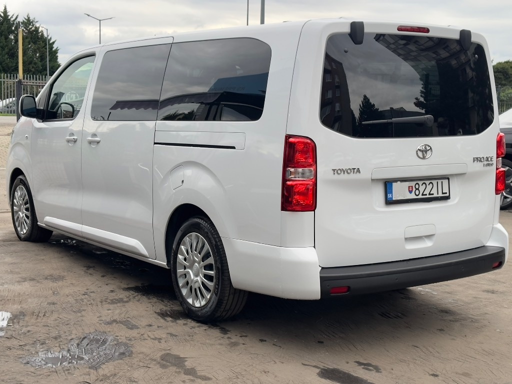 Toyota Proace Family 2.0 Long - 4
