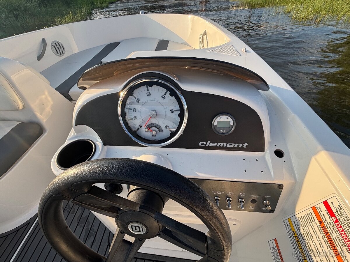 Motorový čln,BAYLINER Element 18XL - 4