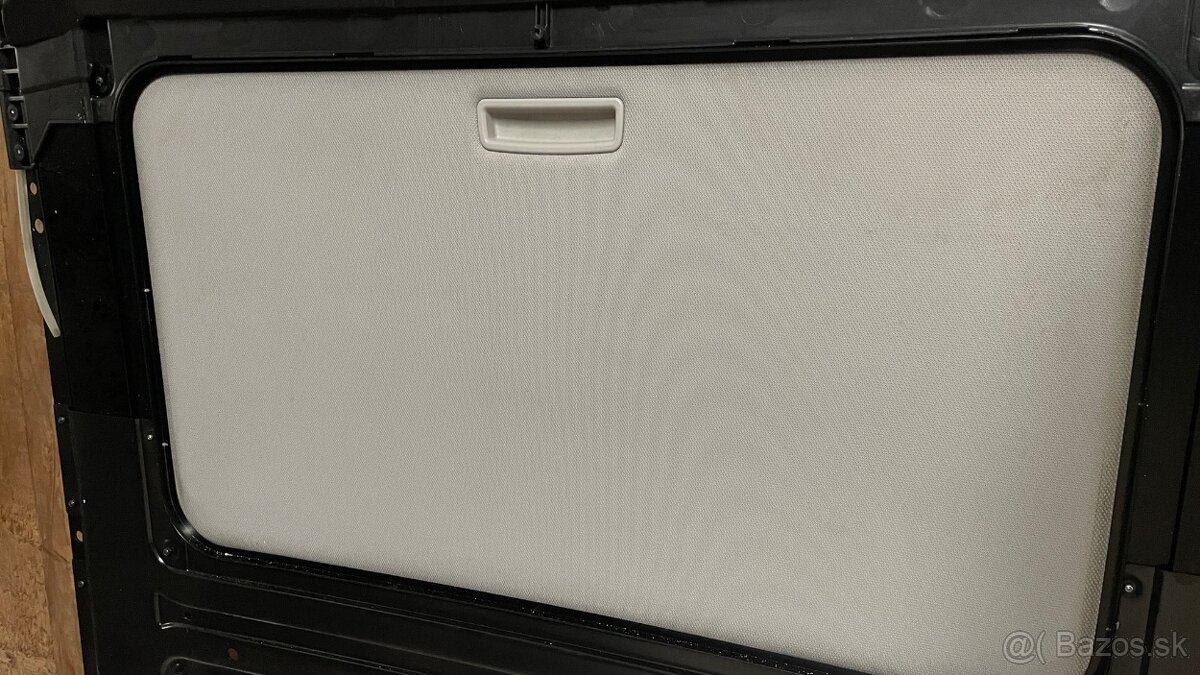 Strešné okno Audi A6 sedan model C6 typ 4F5 - 4