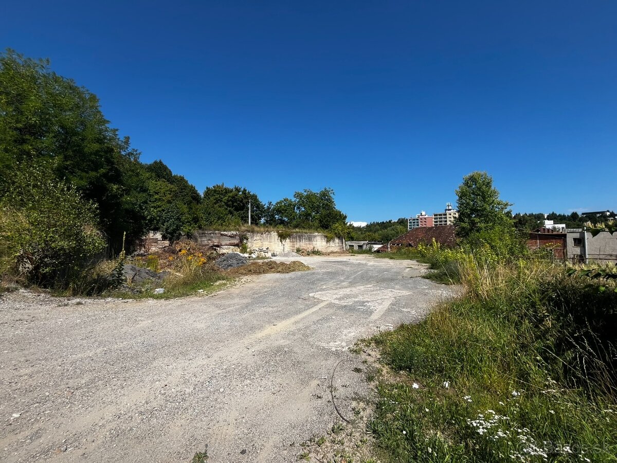 Pozemky na výstavbu v širšom centre mesta. - 4