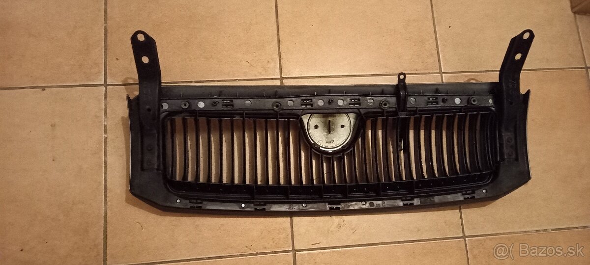 Škoda Fabia 1 maska - 4