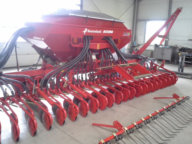 Sejačka Kverneland Accord DV6 - 4