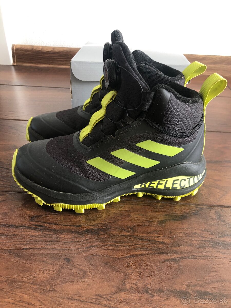 Botasky Adidas č.29, 30,5 a 31,5 - 4