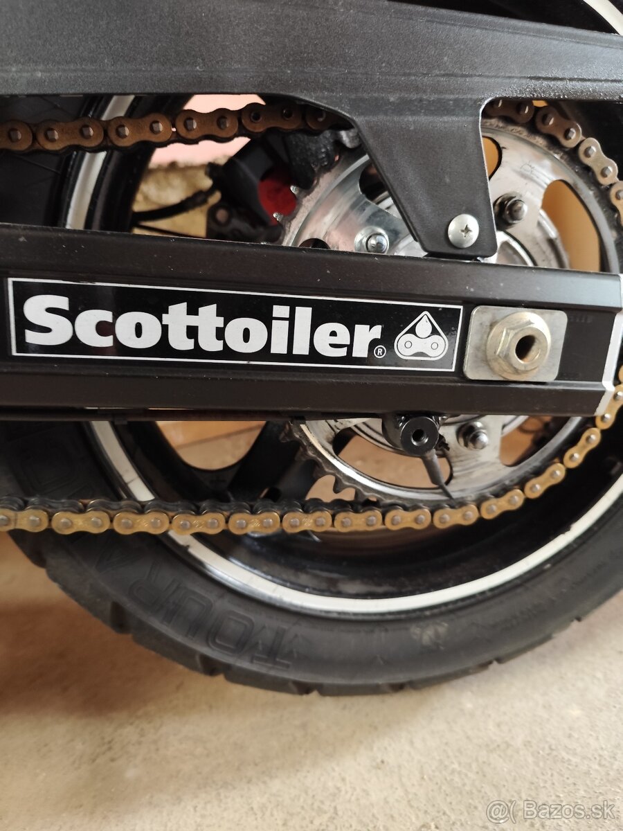 Suzuki V-Strom 650 - 4