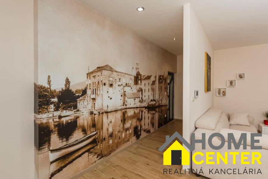 Nádherný dom /420 m²/ s bazénom a výhľadom na more, Dalmátsk - 4