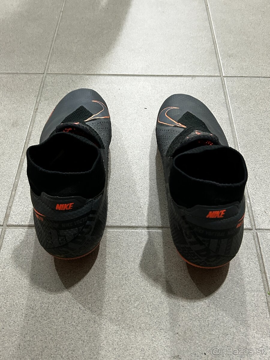Predám kopačky Niké Phantom, veľkosť 42 - 4