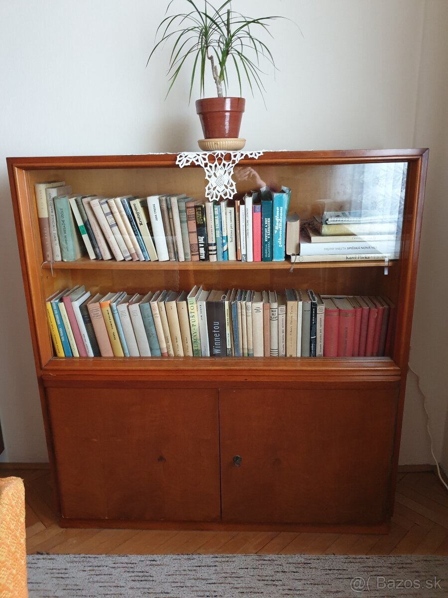 Predám starší nábytok - 4