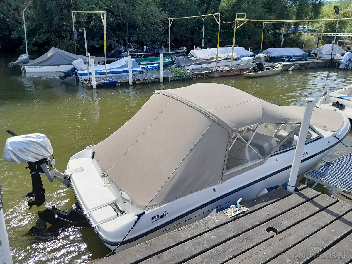 Motorový čln,BAYLINER 175LS + príves - 4