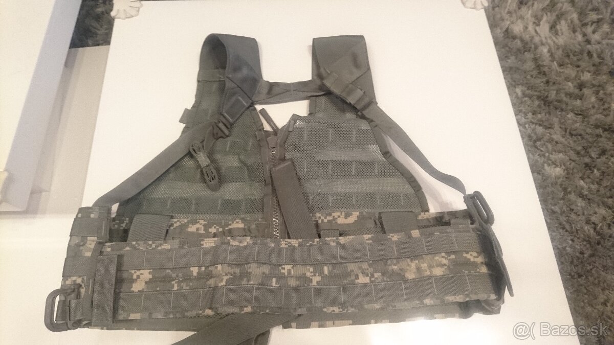 Taktická vesta - 4