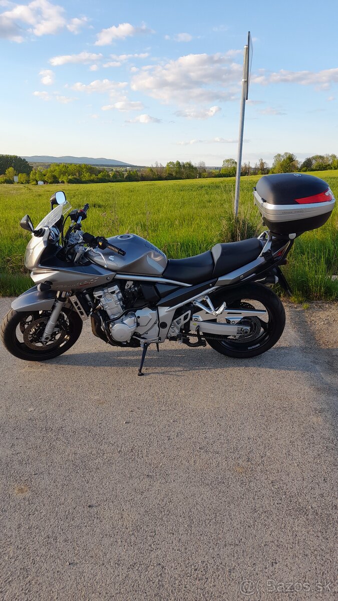 Suzuki bandit 1250 S - 4