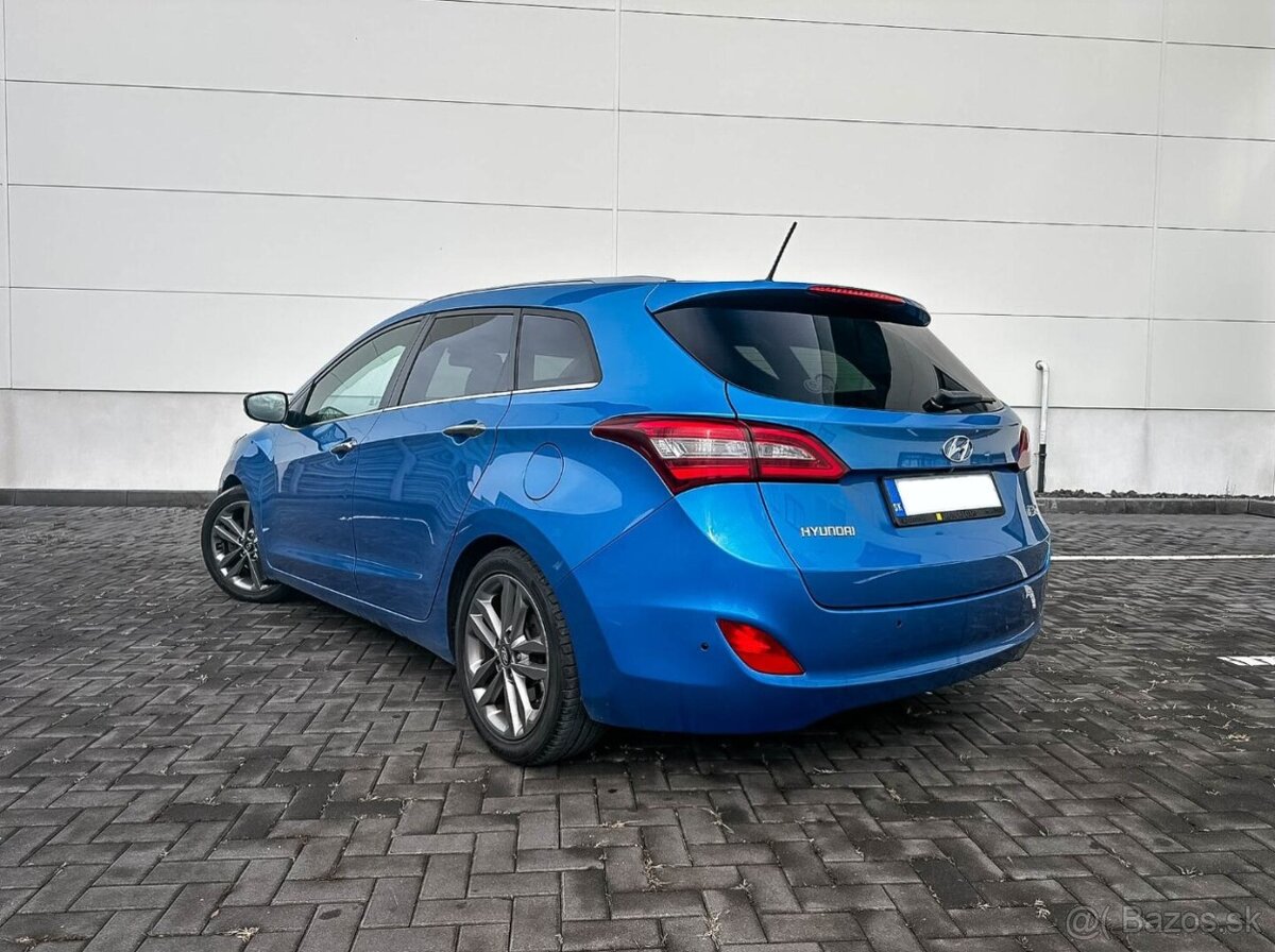 Hyundai i30 CW 1.6 CRDi 136 Style - 4