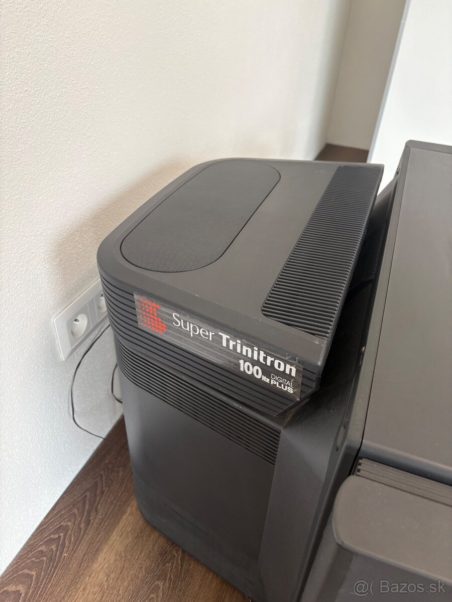 Sony Super Trinitron 1995 - 4
