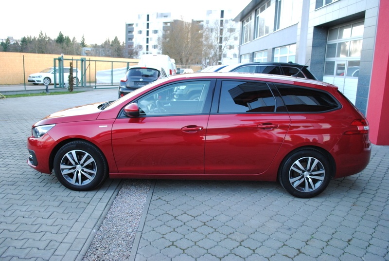 Peugeot 308 Break/SW SW 1.2 PureTech S&S Style E6d-ISC - 4