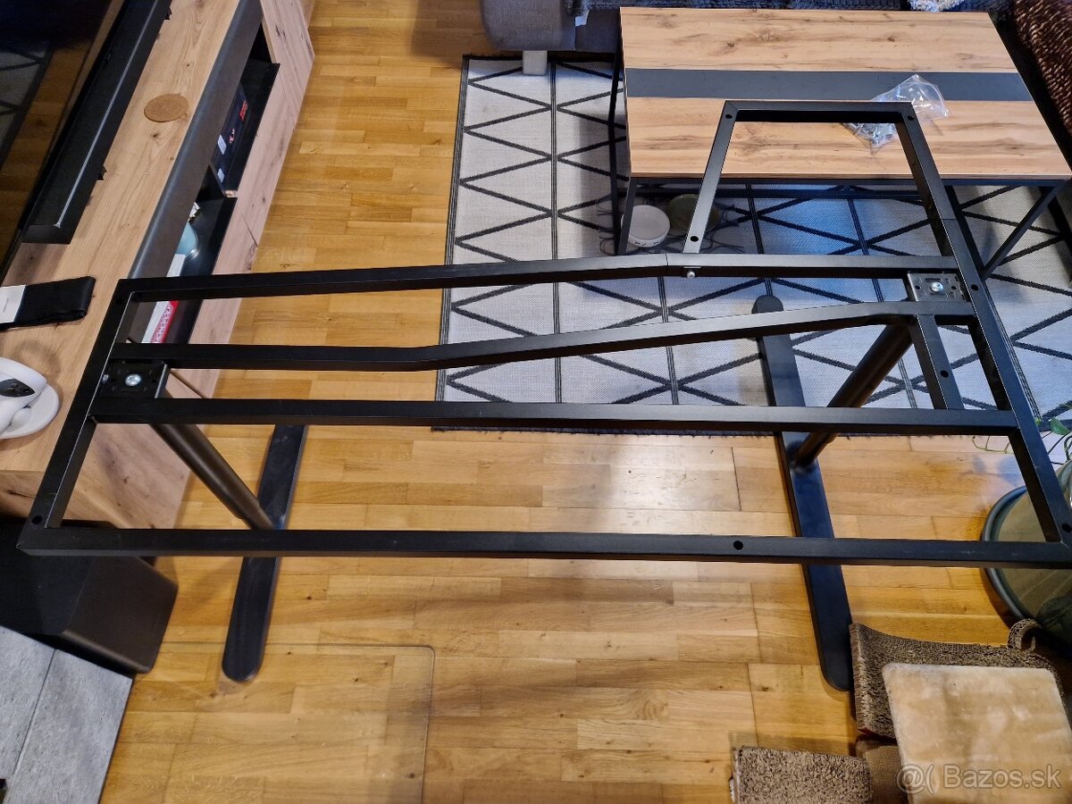 Pracovný/herný stôl - 4