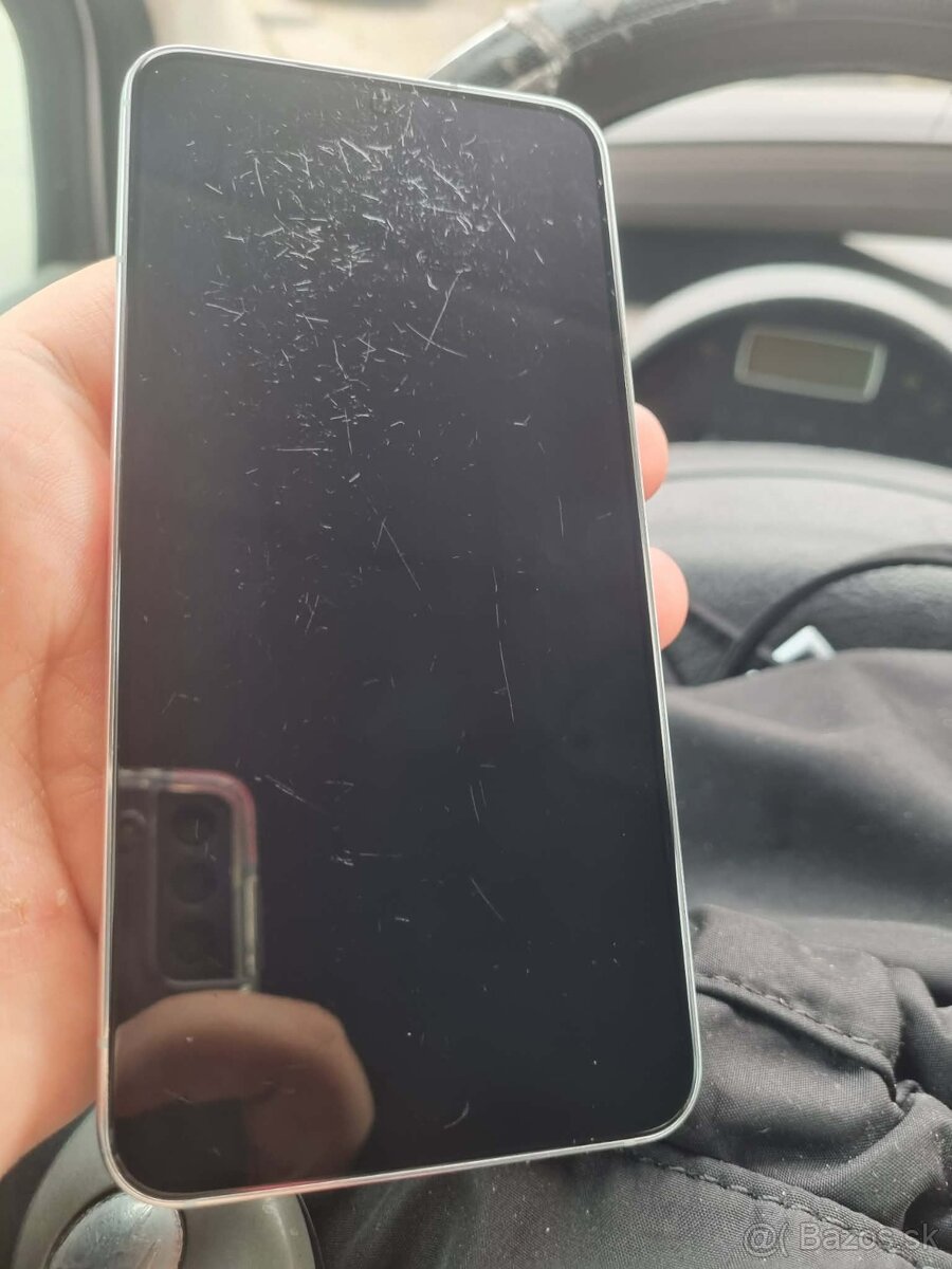 Samung s22 8/128GB - 4