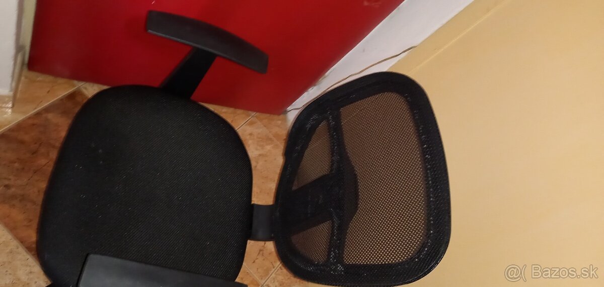 Ergonomická polohovateľná stolička a stol - 4